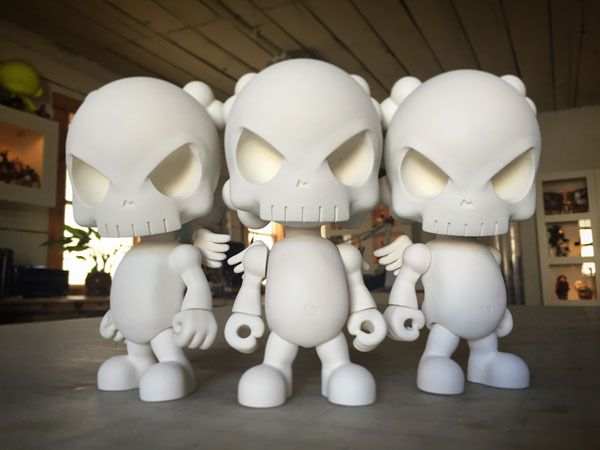 Huck Gees The Skullhead Blank V10 Release Announced Designer Toy
